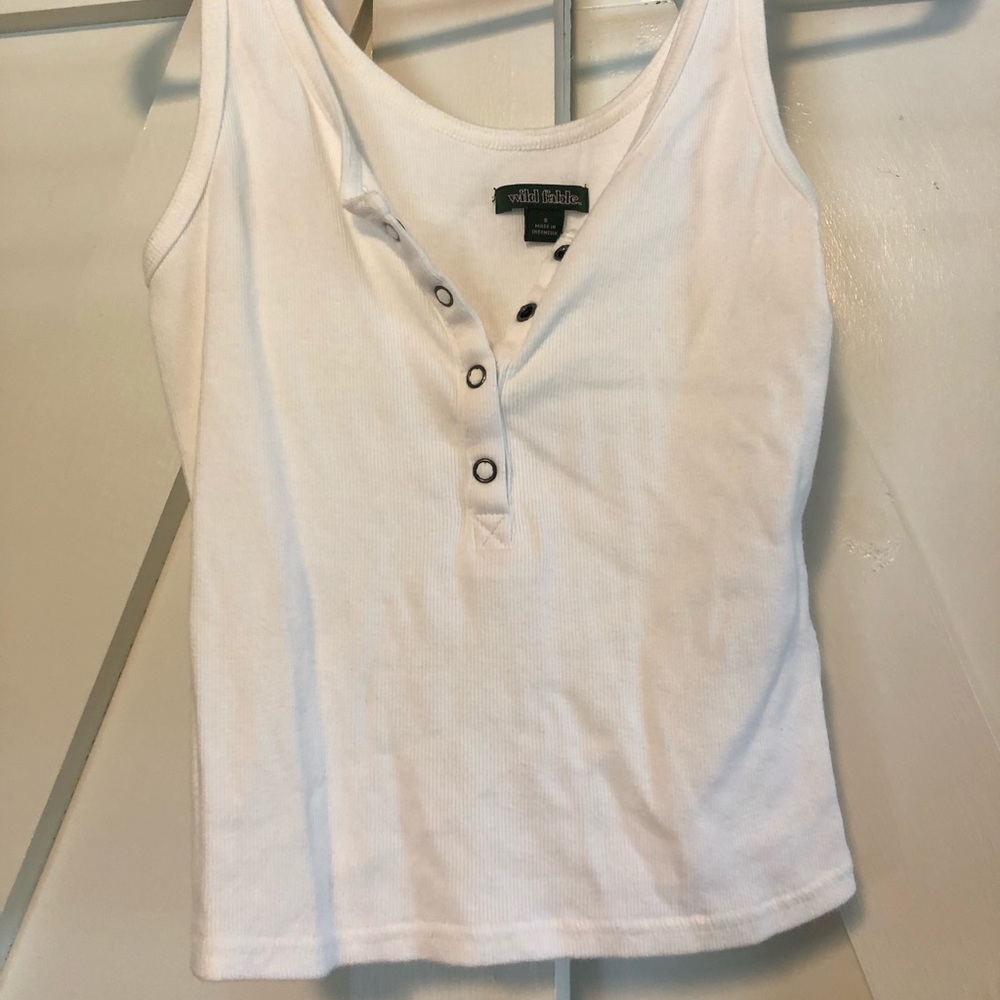 Black and white cropped Henley tanks Size: Small